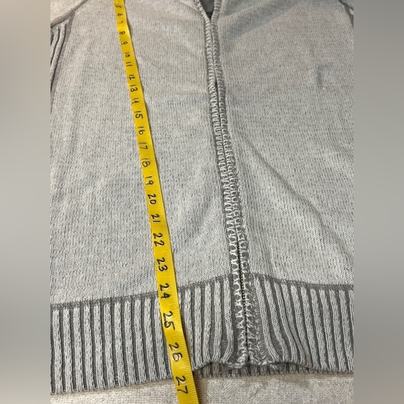 🛍️BKE Light gray mock neck full zip sweater size S. - Picture 15 of 15